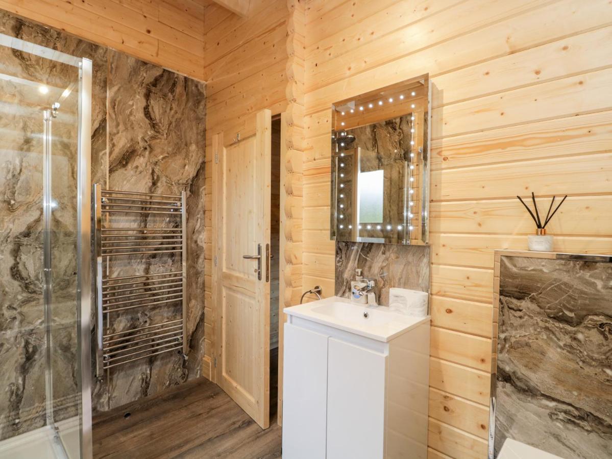 Howgill Lodge Kendal Exterior photo
